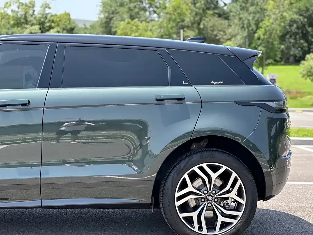 Land Rover Evoque — фото 8
