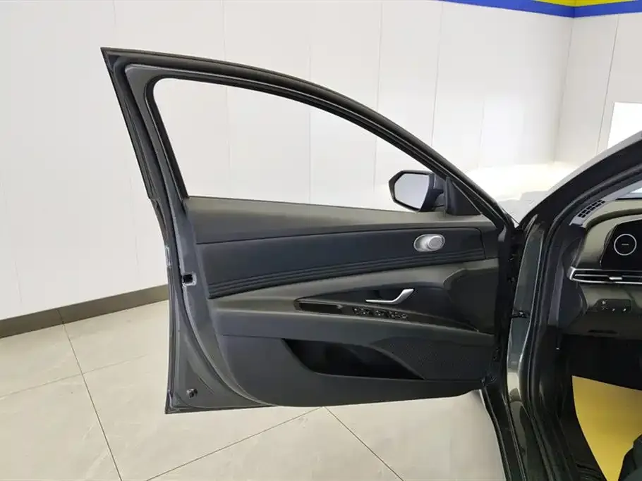 Hyundai Elantra 2024 из CN, фото 7