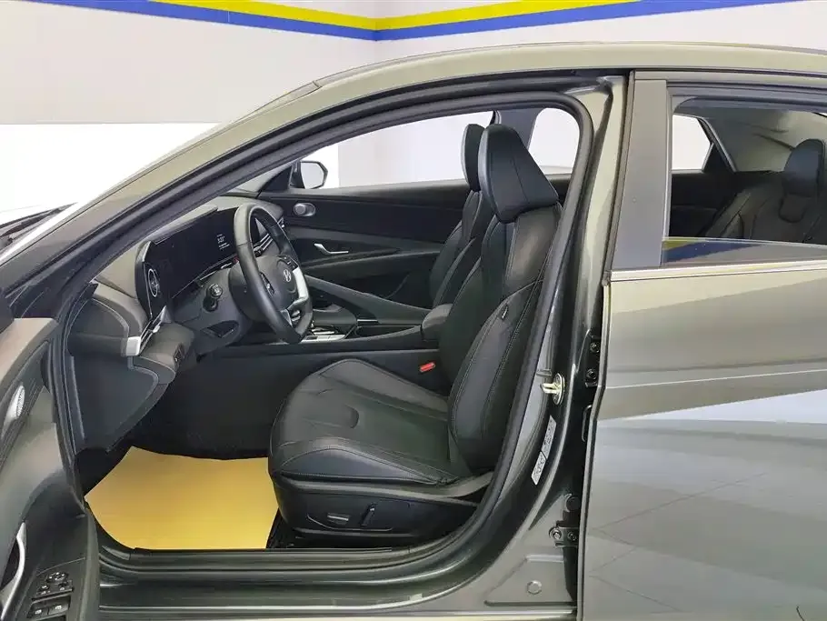 Hyundai Elantra 2024 из CN, фото 9