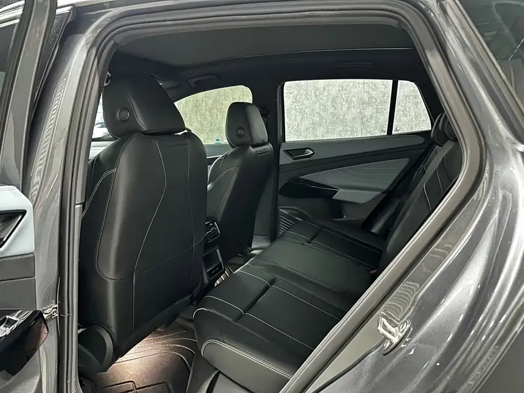 Volkswagen ID.4 X 2024 из CN, фото 3