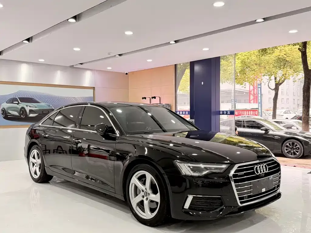 Audi A6L 2021 из CN, фото 6