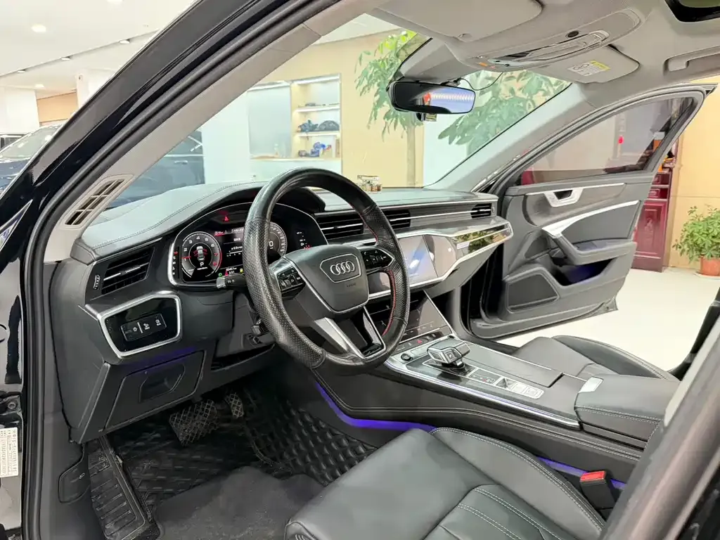 Audi A6L 2021 из CN, фото 2