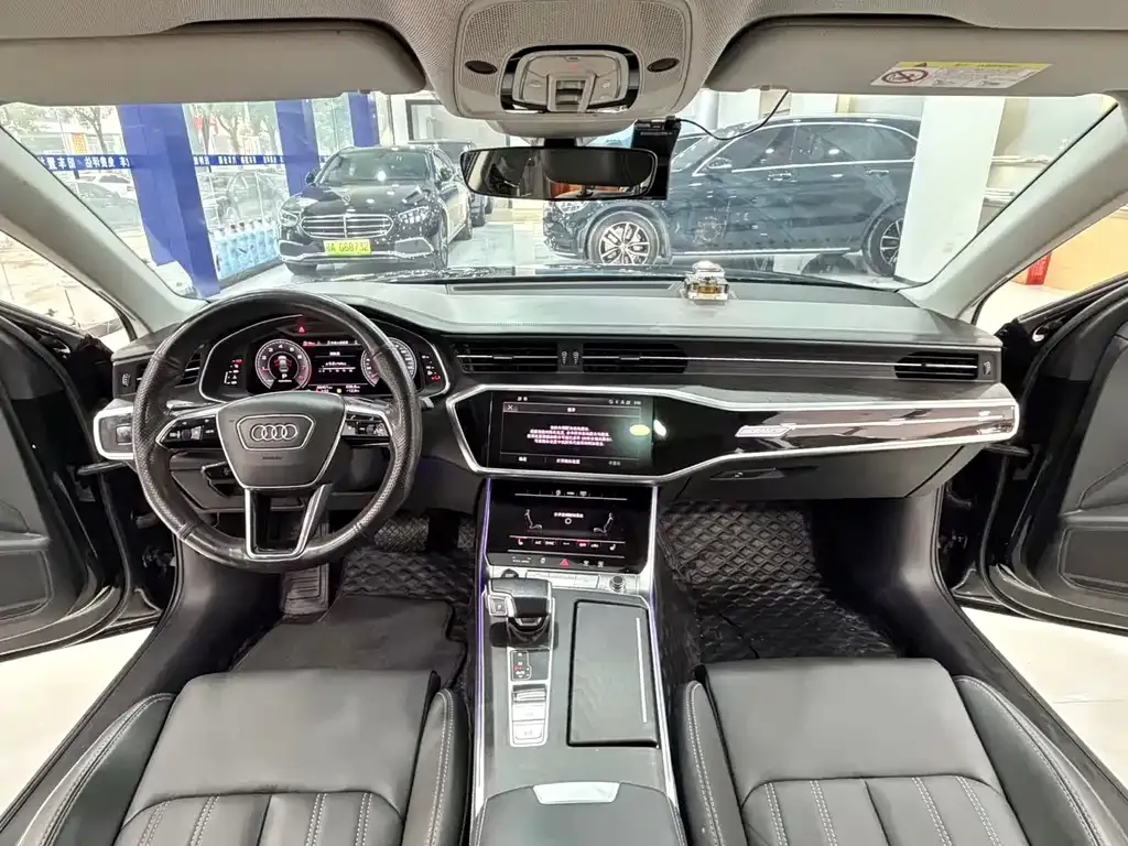 Audi A6L 2021 из CN, фото 10