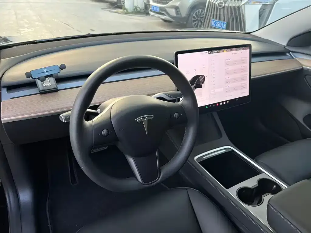 Tesla Model 3 2023 из CN, фото 8