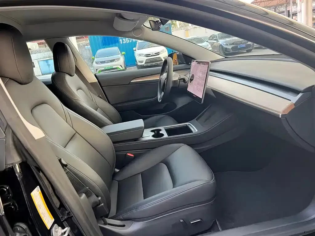 Tesla Model 3 2023 из CN, фото 4