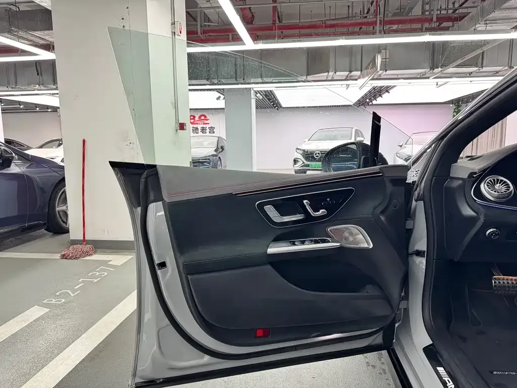 Mercedes-Benz EQE AMG 2023 из CN, фото 6