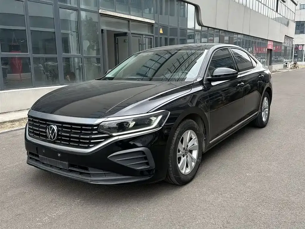 Volkswagen Passat 2022 из CN, фото 1
