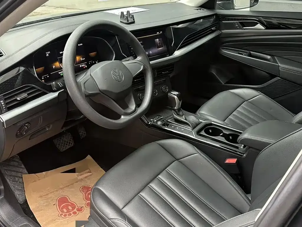 Volkswagen Passat 2022 из CN, фото 2