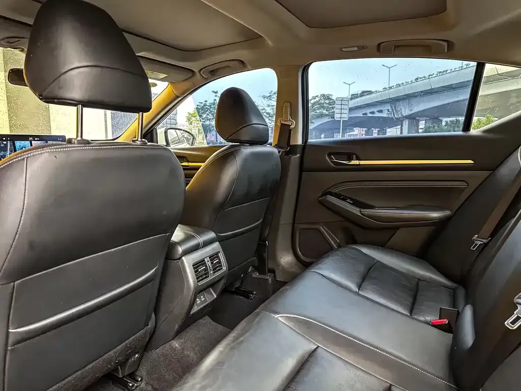 Nissan Teana 2023 из CN, фото 8
