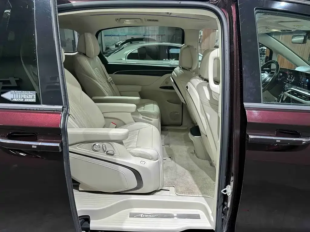 Buick GL8 2021 из CN, фото 5