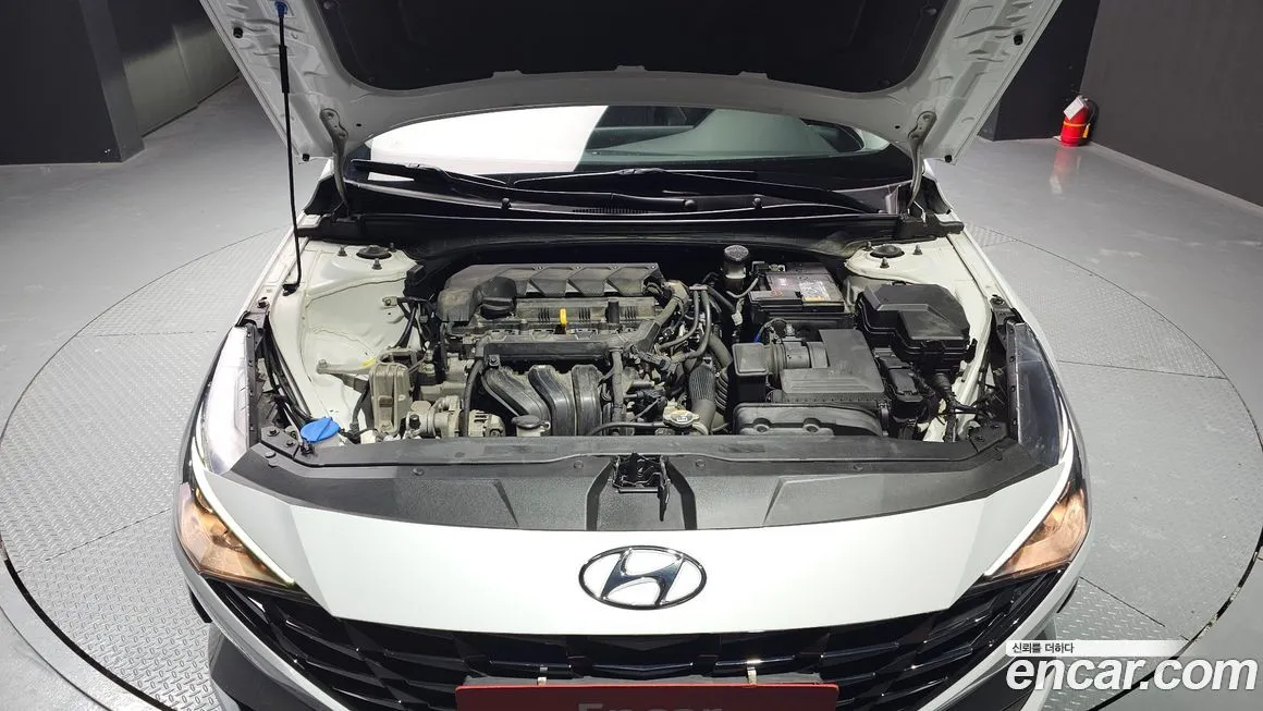 Hyundai AVANTE — фото 5