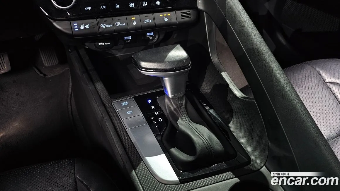 Hyundai AVANTE — фото 6
