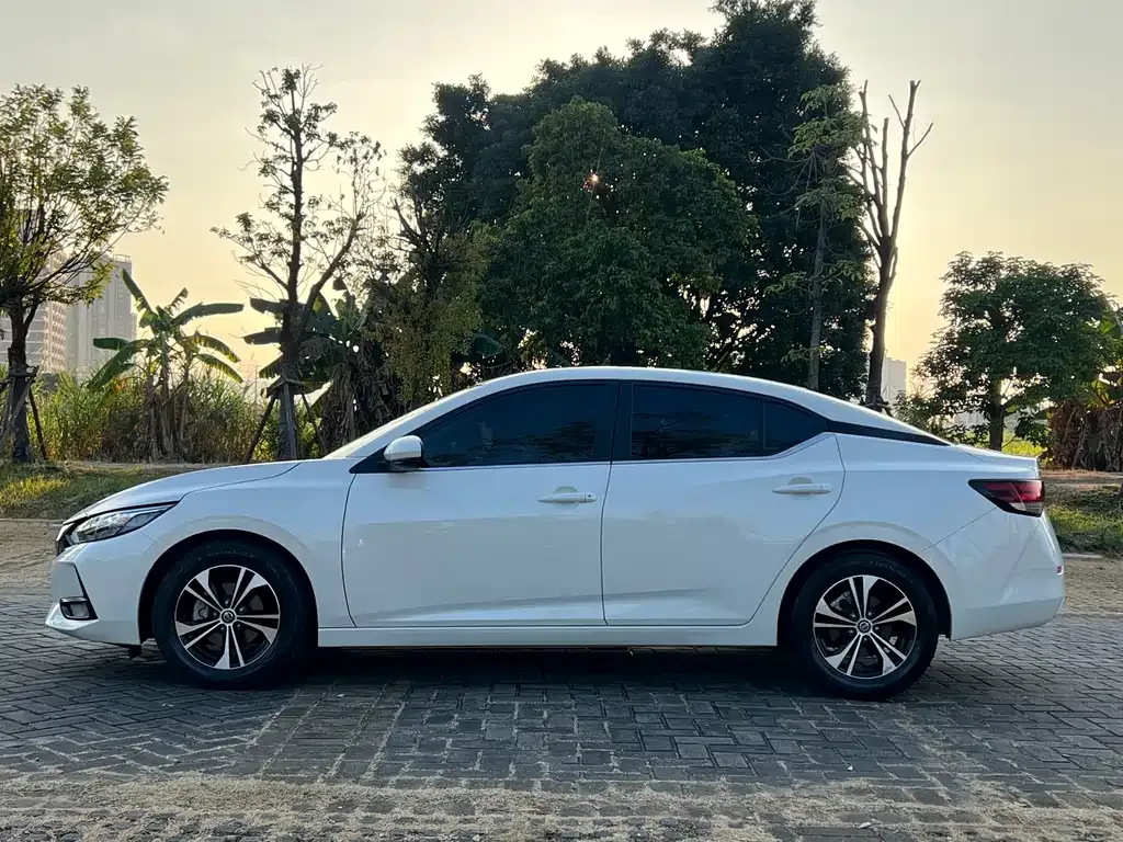 Nissan Sylphy 2022 из CN, фото 5