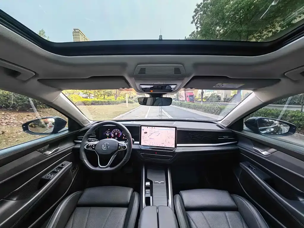 Volkswagen Passat 2024 из CN, фото 6