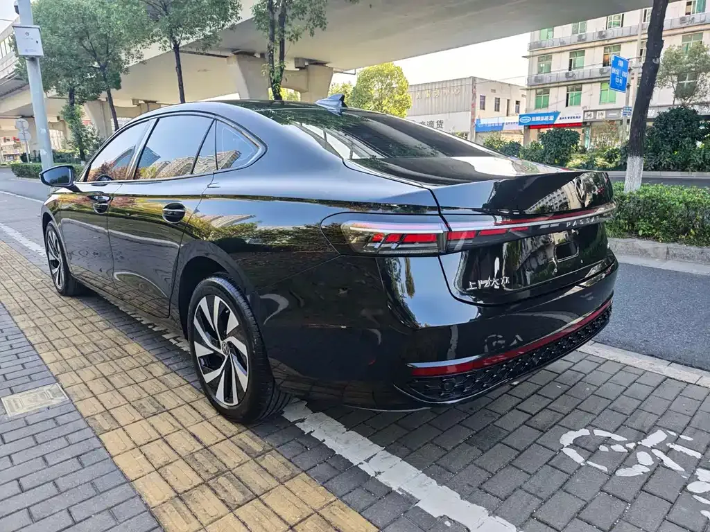 Volkswagen Passat 2024 из CN, фото 7