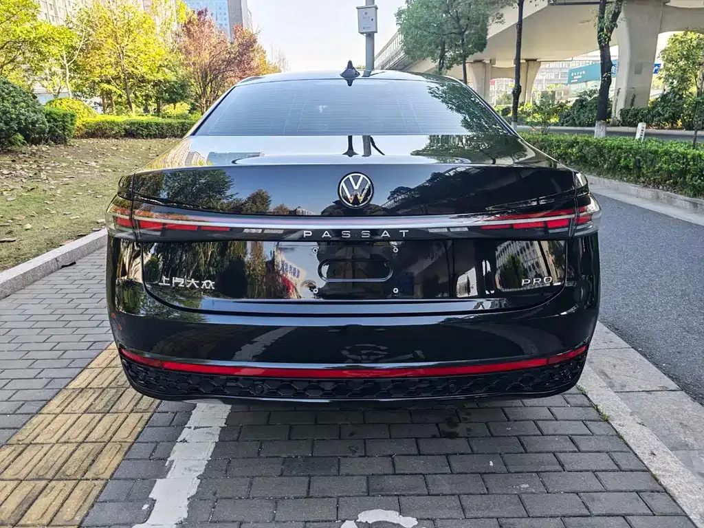 Volkswagen Passat 2024 из CN, фото 9