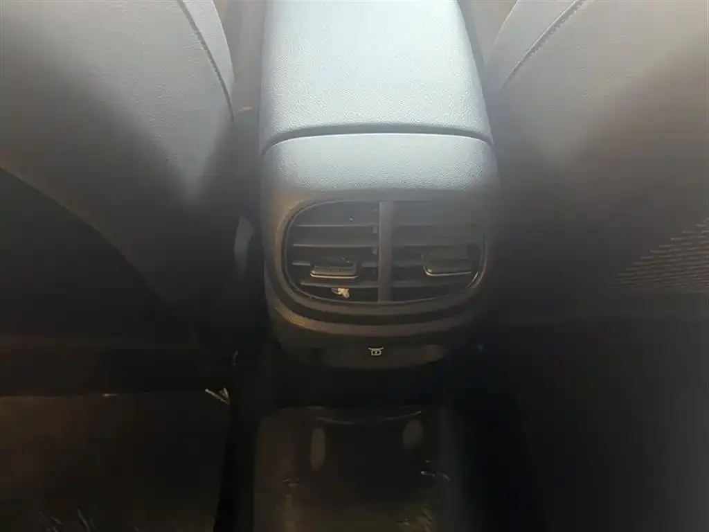 Hyundai Elantra 2023 из CN, фото 9