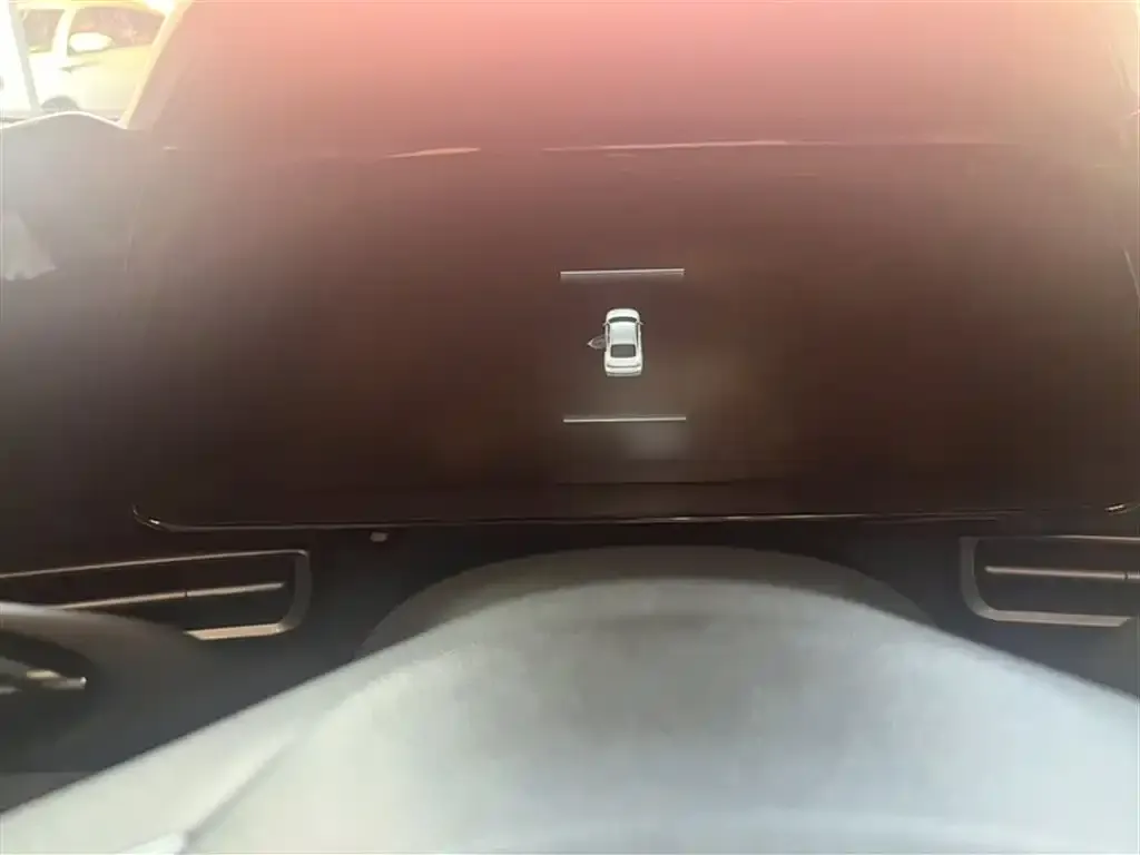 Hyundai Elantra 2023 из CN, фото 7