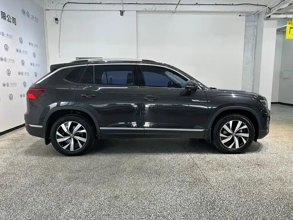 Volkswagen Tayron 2022 из CN, фото 9