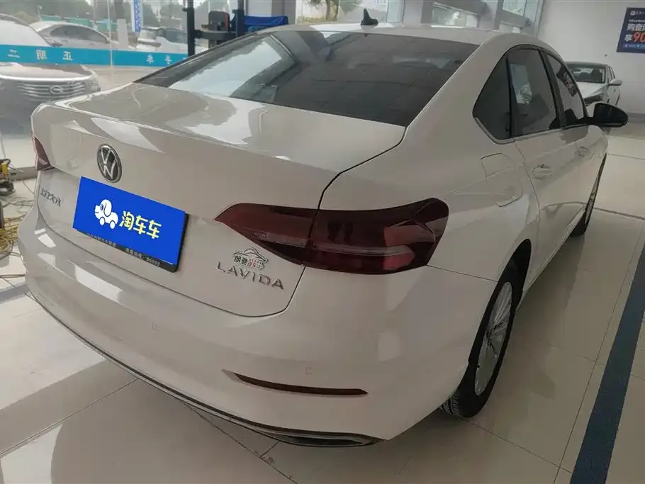 Volkswagen Lavida 2022 из CN, фото 3