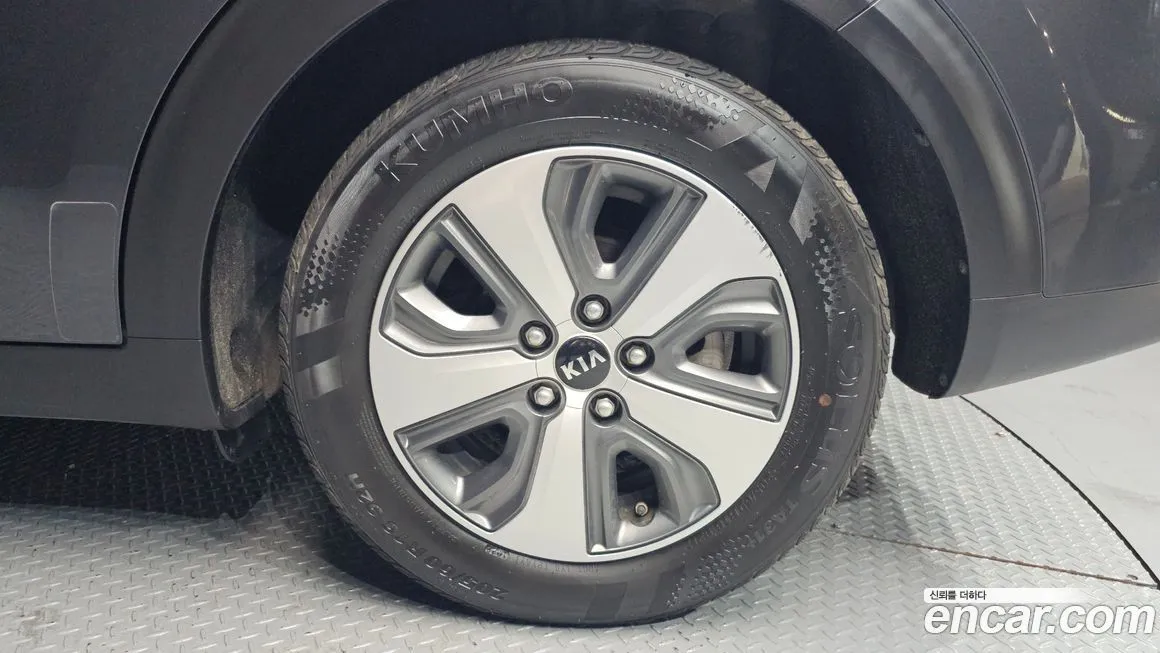 Kia Niro 2021 из KR, фото 6