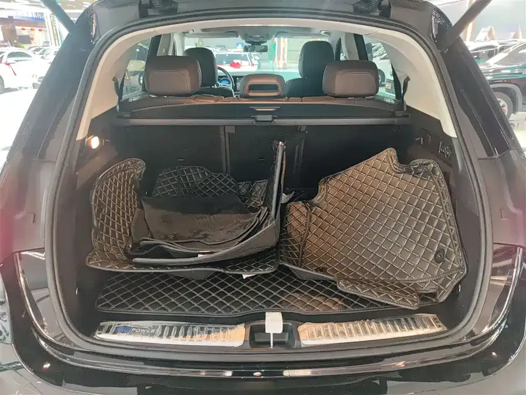 Mercedes-Benz GLE New Energy 2022 из CN, фото 10