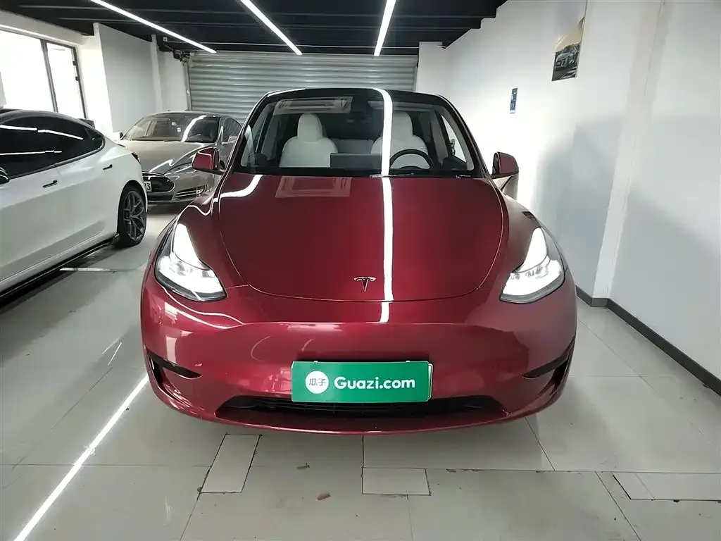 Tesla Model Y 2024 из CN, фото 5