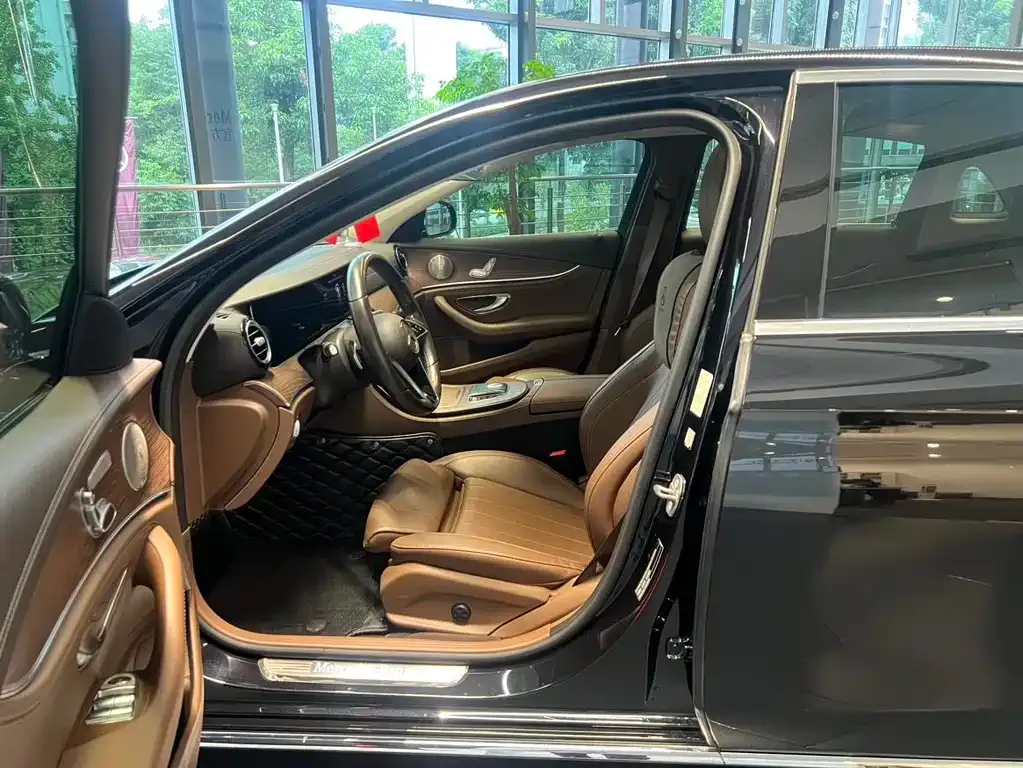 Mercedes-Benz E-Class 2022 из CN, фото 7