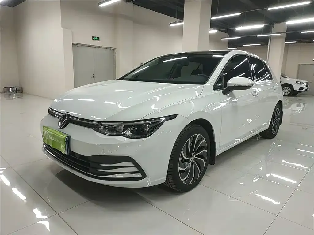 Volkswagen Golf 2025 из CN, фото 1