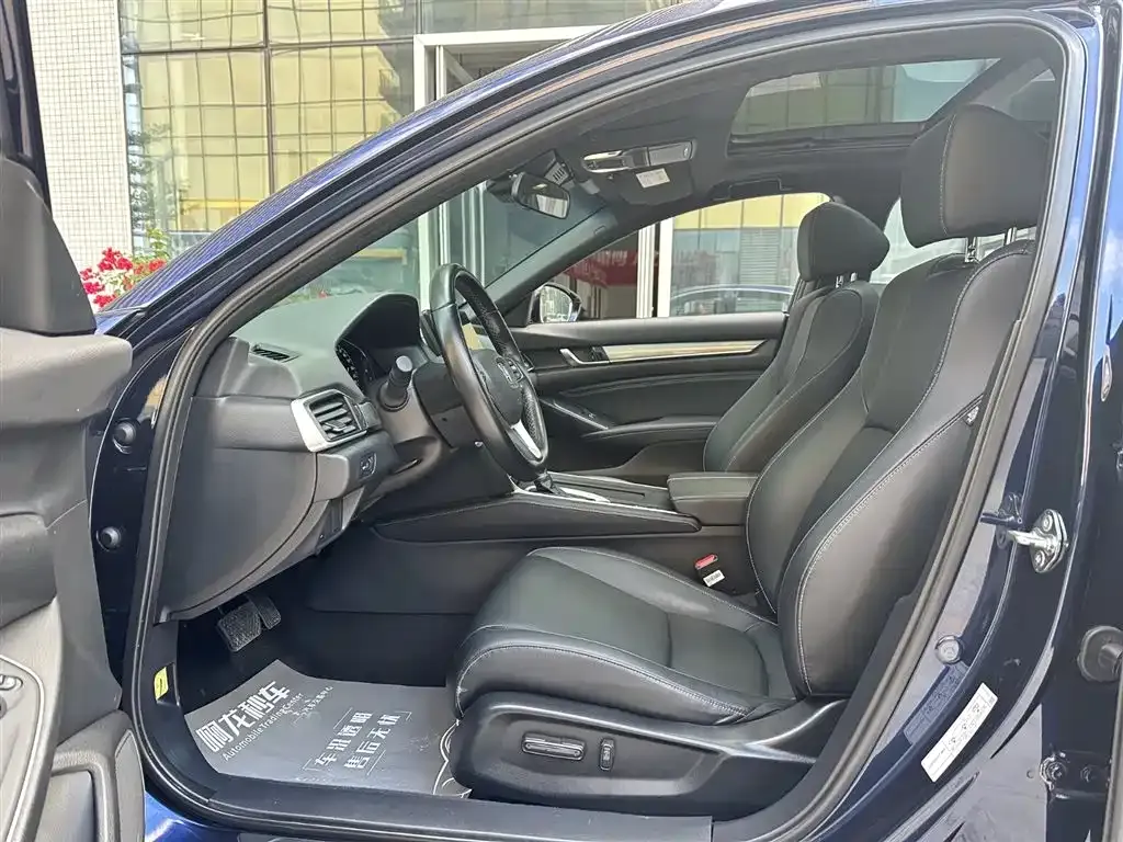 Honda Inspire 2023 из CN, фото 7