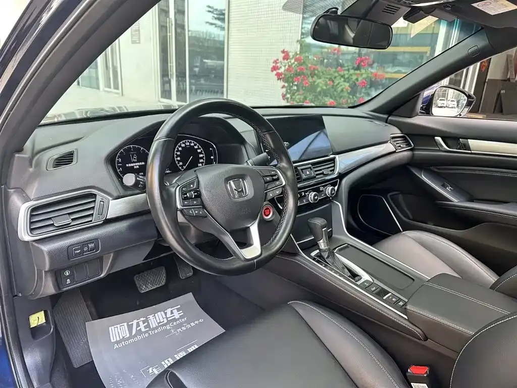 Honda Inspire 2023 из CN, фото 8
