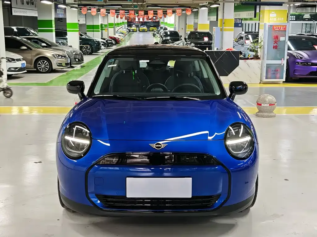 MINI Cooper EV 2024 из CN, фото 7