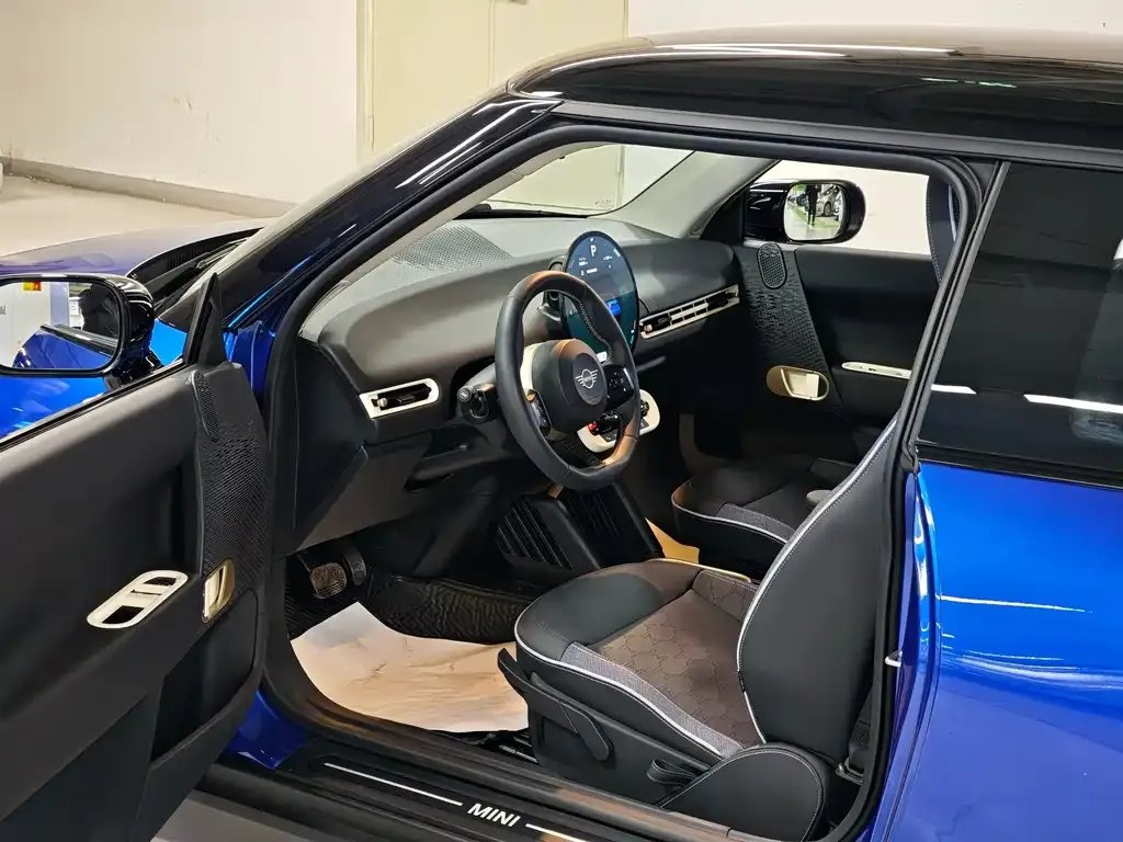 MINI Cooper EV 2024 из CN, фото 4