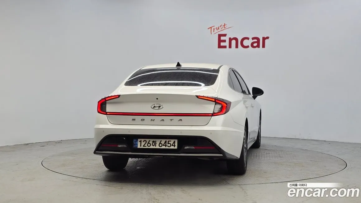 Hyundai Sonata 2022 из KR, фото 2