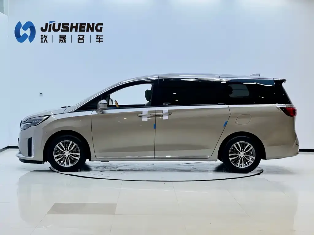 Buick GL8 2023 из CN, фото 6