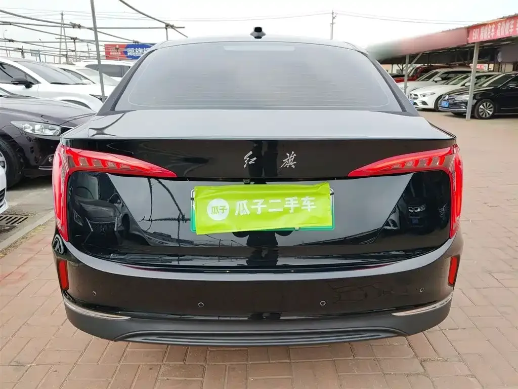 Hongqi E-QM5 2023 из CN, фото 2