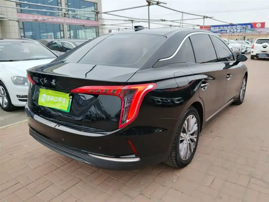 Hongqi E-QM5 2023 из CN, фото 6