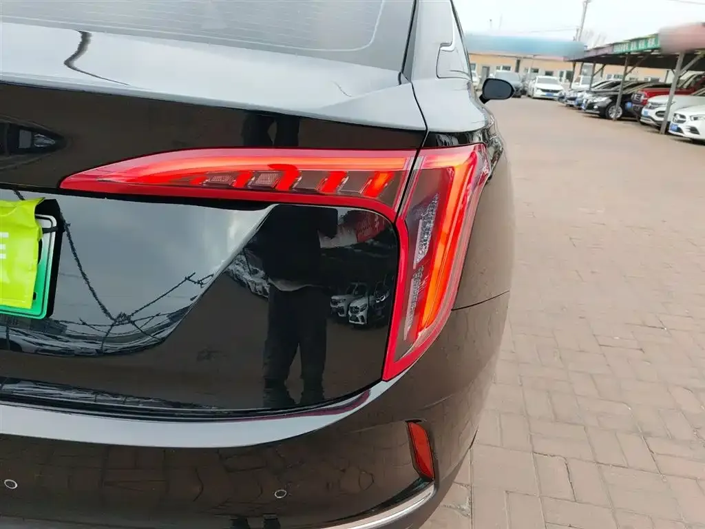 Hongqi E-QM5 2023 из CN, фото 4
