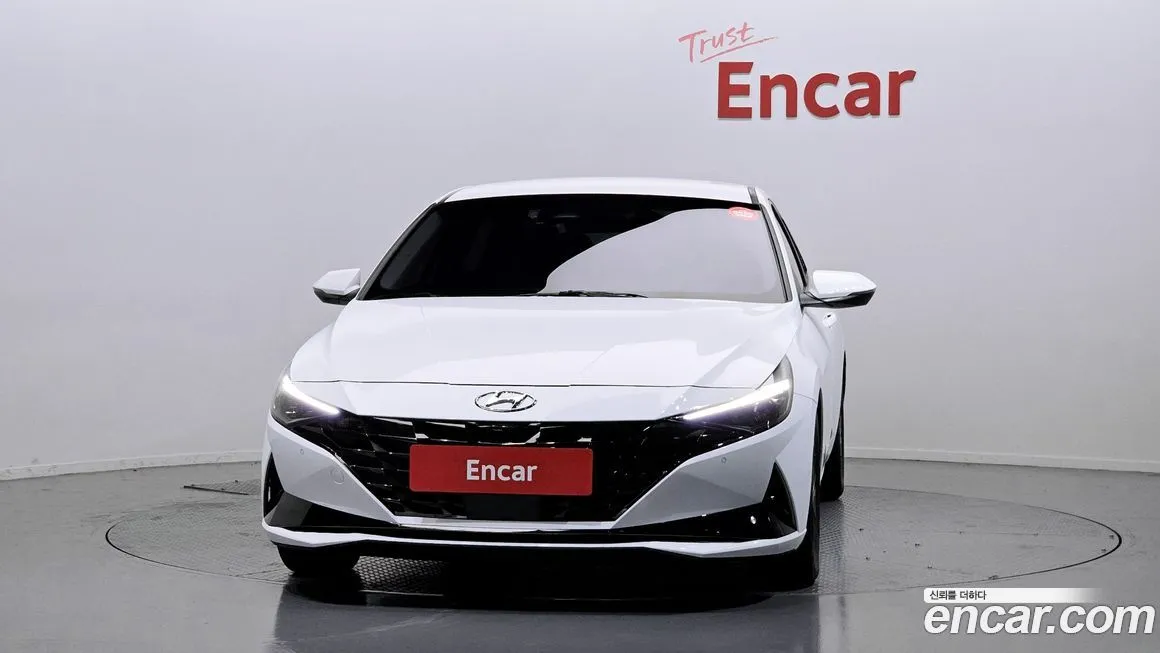 Hyundai AVANTE — фото 3