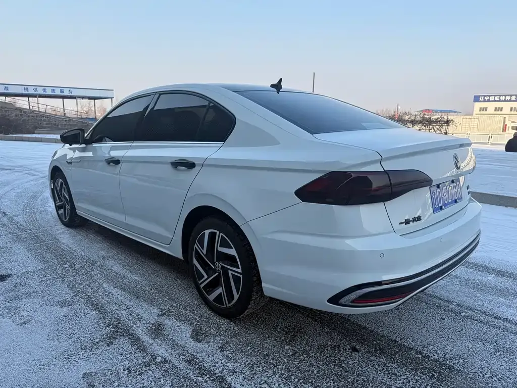Volkswagen Bora 2023 из CN, фото 6