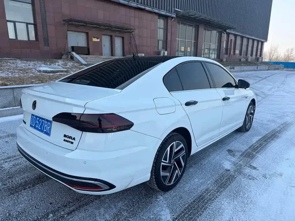 Volkswagen Bora 2023 из CN, фото 8