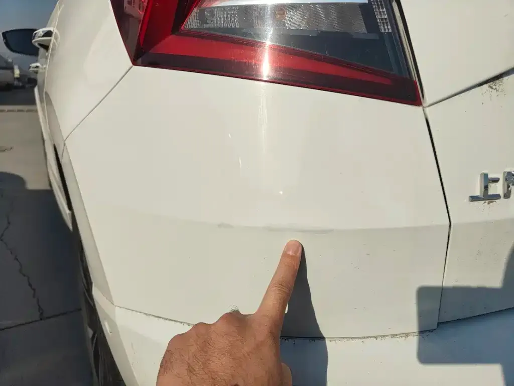 Skoda Karoq 2023 из CN, фото 3