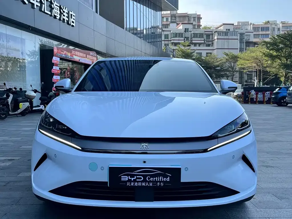 BYD Qin L — фото 10