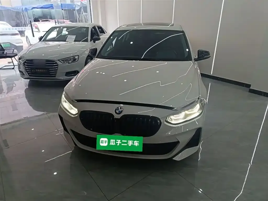 BMW 1 Series 2021 из CN, фото 4