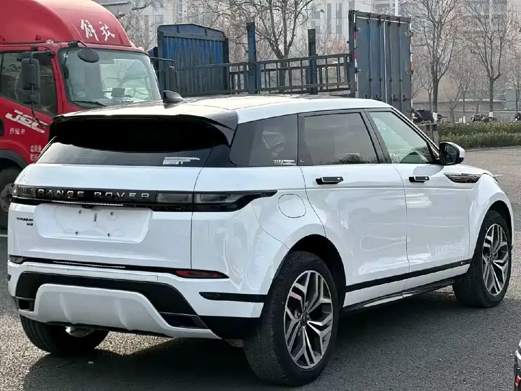 Land Rover Evoque — фото 5