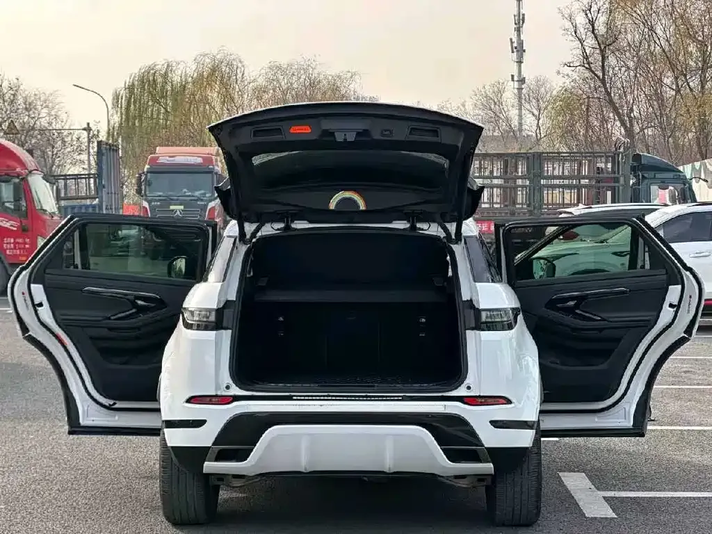 Land Rover Evoque — фото 9
