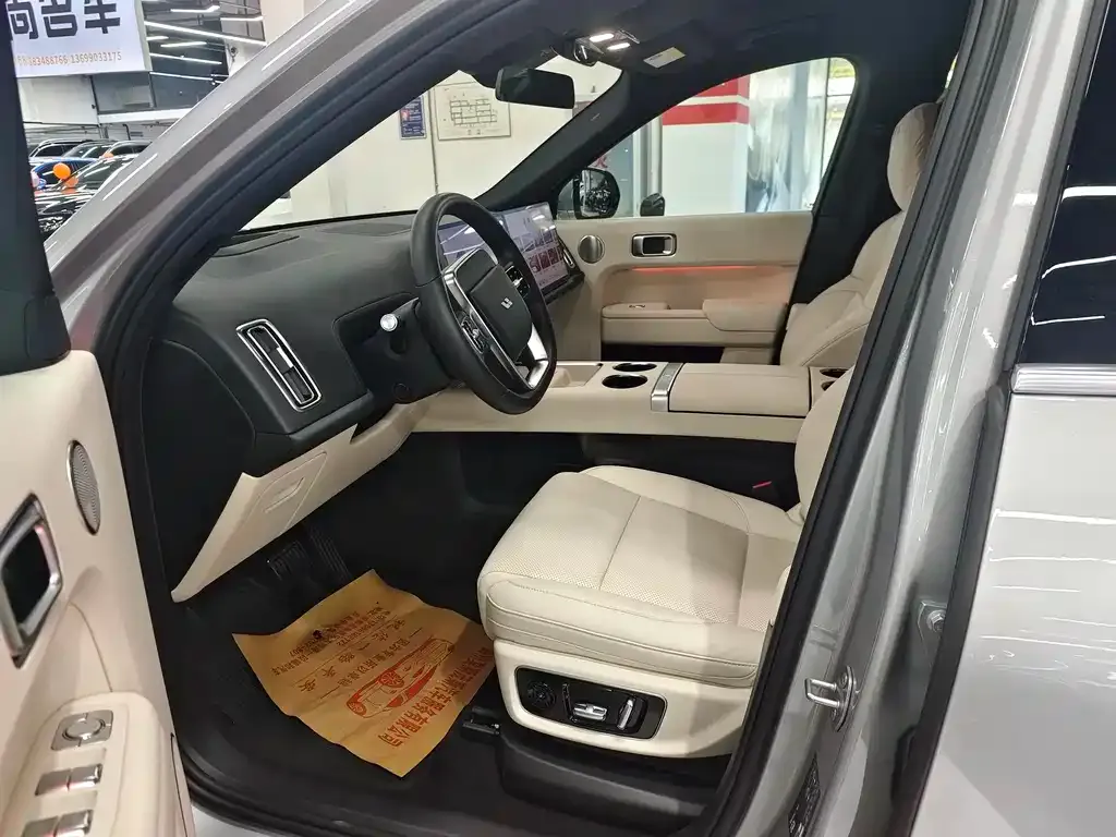 Li Auto L8 2024 из CN, фото 6