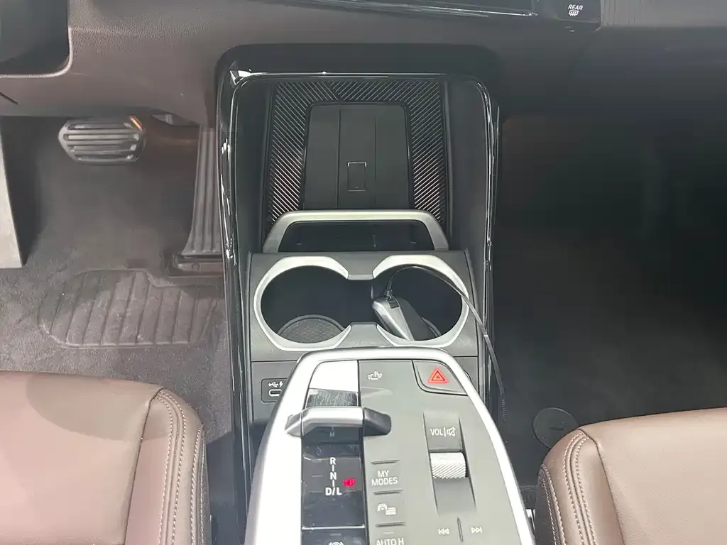BMW X1 2024 из CN, фото 10