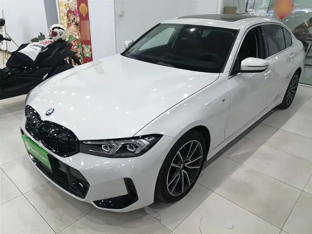 BMW 3 Series 2023 из CN, фото 10