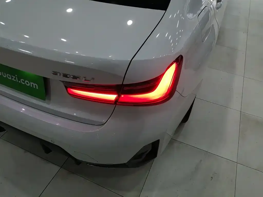 BMW 3 Series 2023 из CN, фото 4